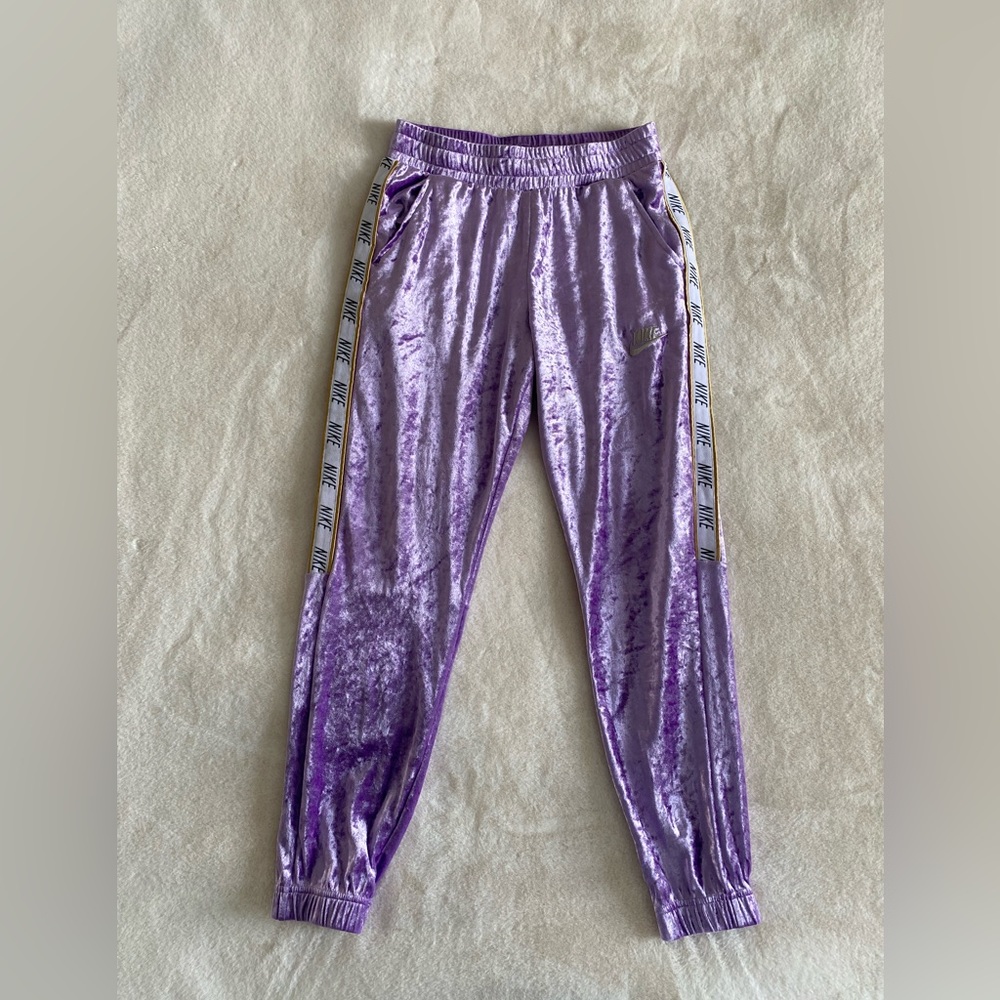 Nike crushed velvet joggers | athleisure | track pants | size medium